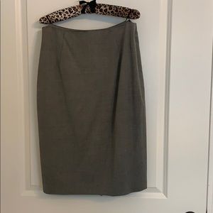 Women’s Hugo Boss grey skirt